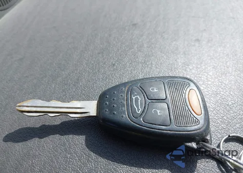 2010 Dodge Avenger Sxt from USA, damaged, VIN 1B3CC4FB0AN135733